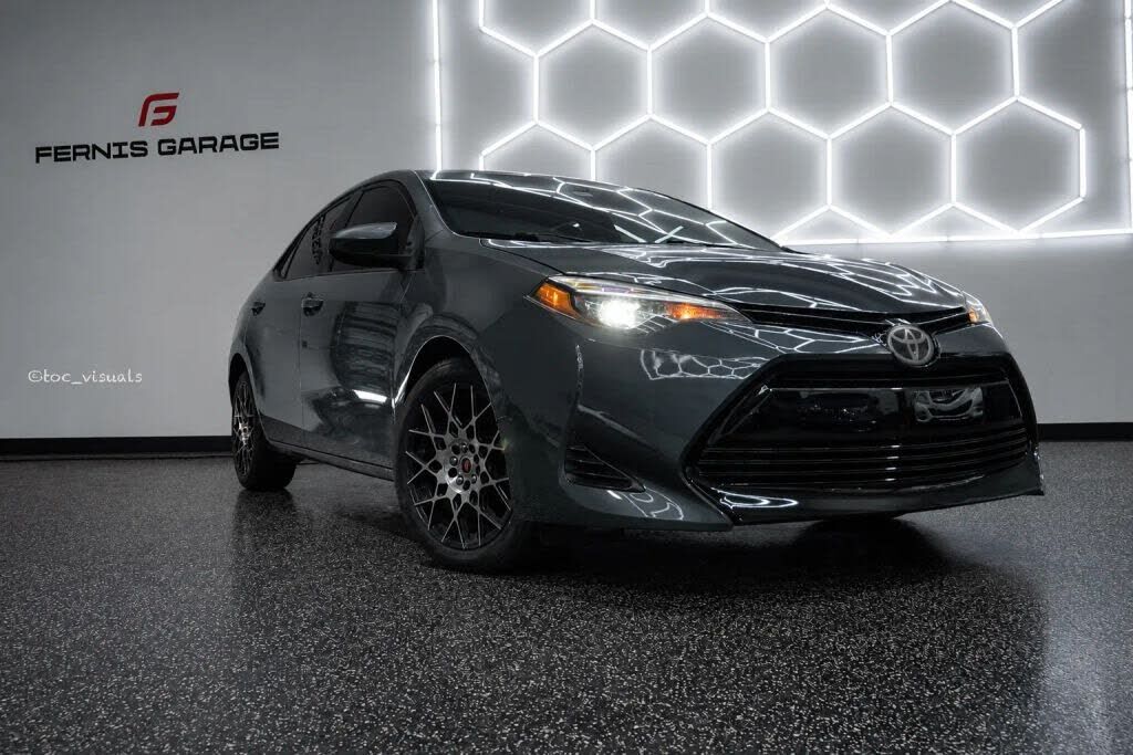 2019 TOYOTA Corolla