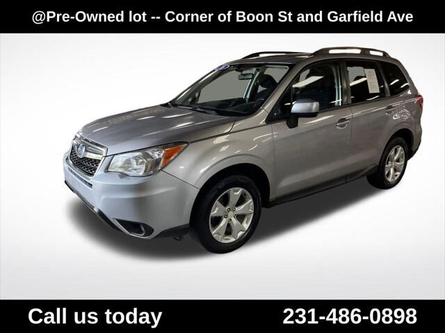 2016 SUBARU Forester