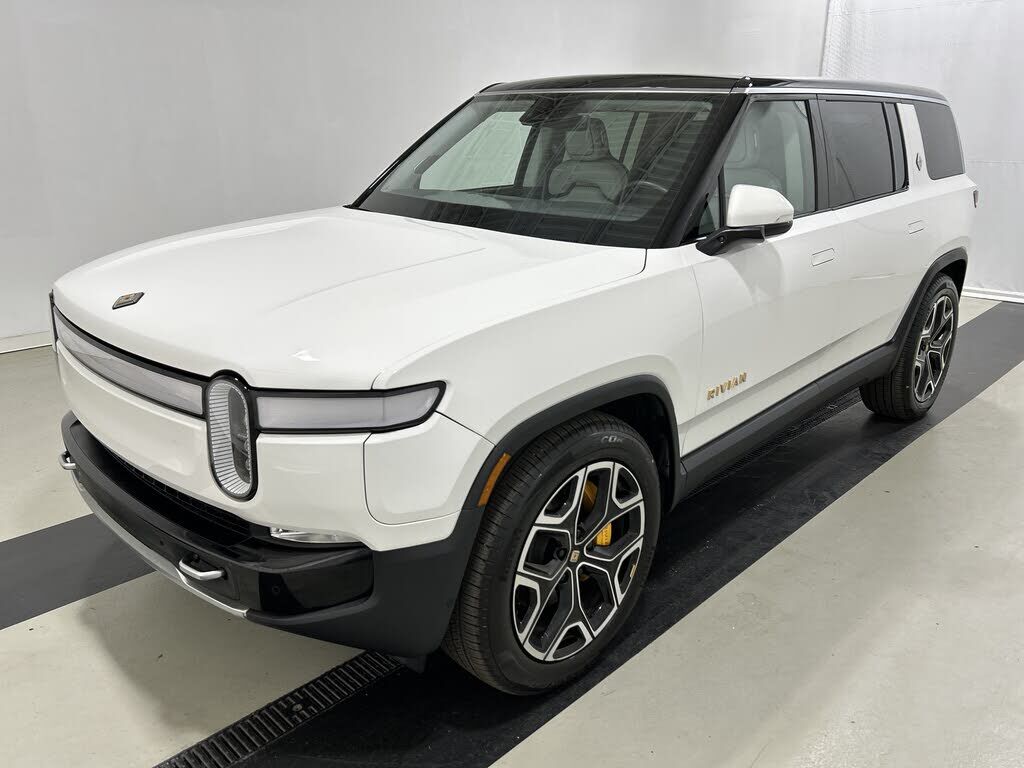 2023 RIVIAN R1S