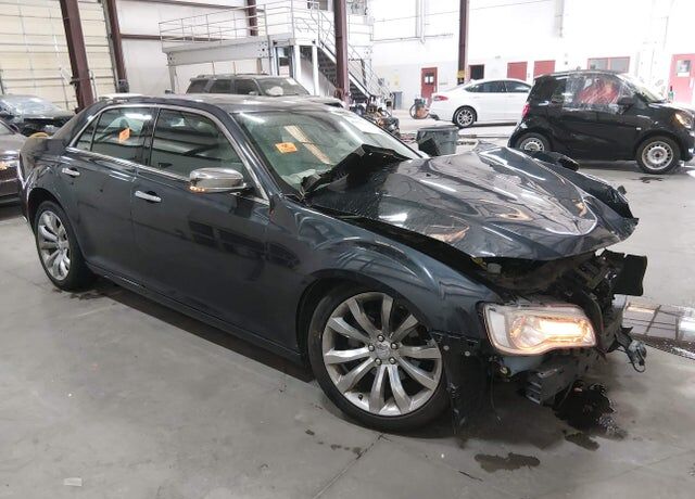 2018 CHRYSLER 300
