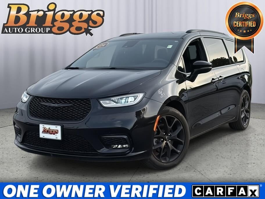2023 CHRYSLER Pacifica