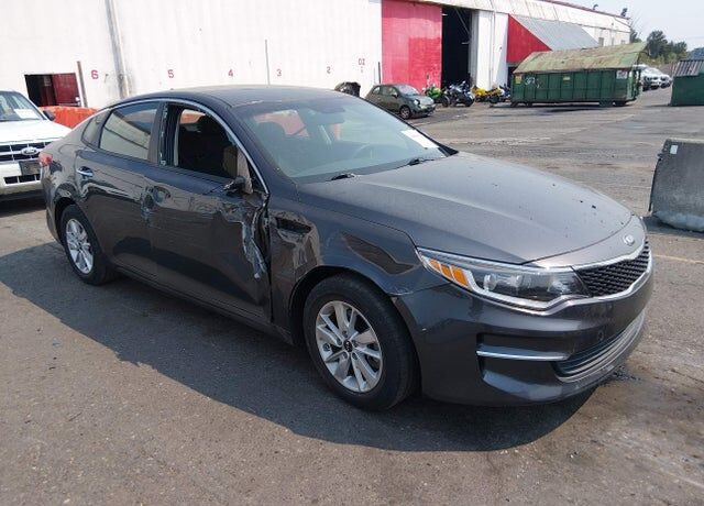 2017 KIA Optima