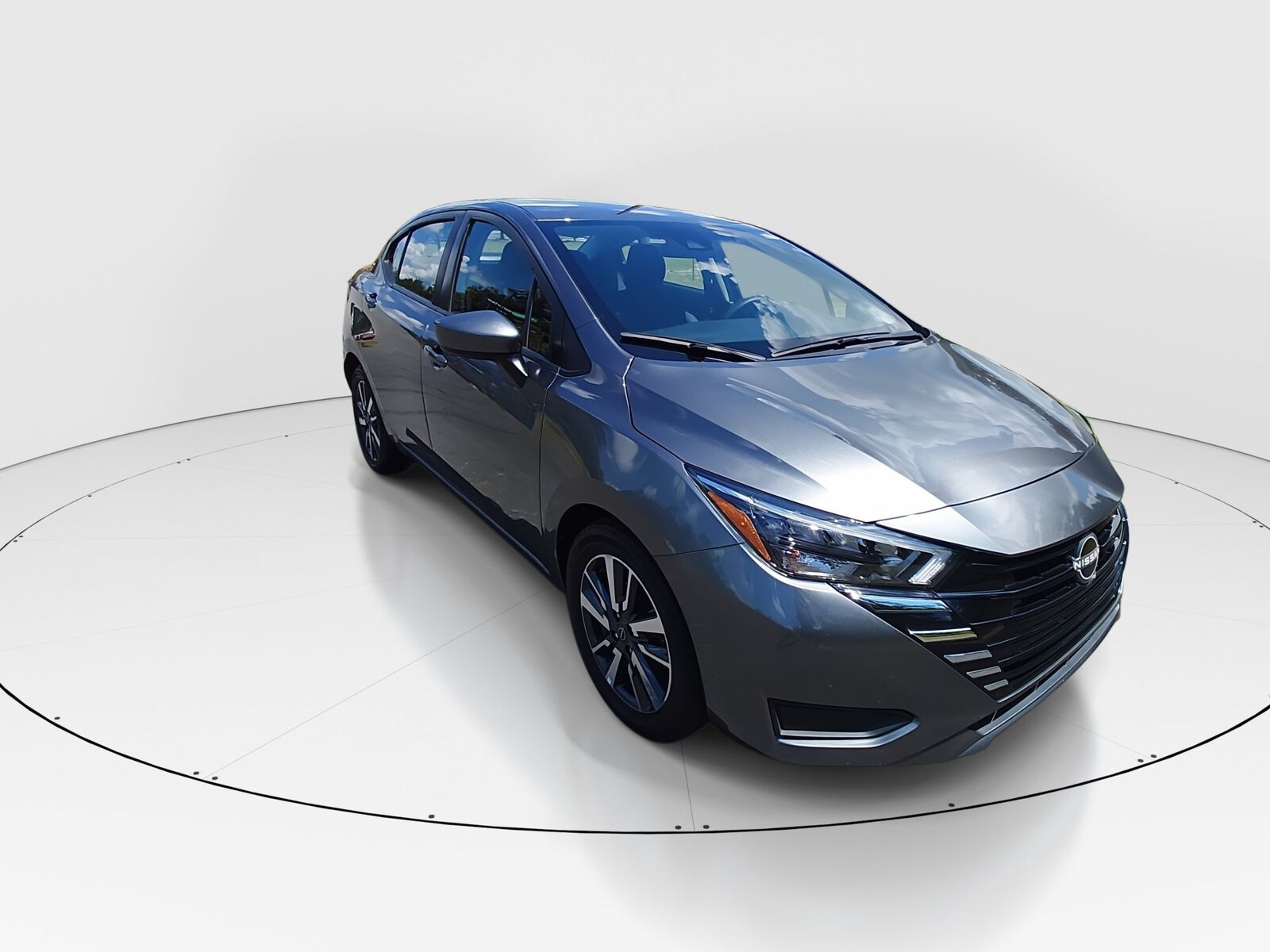 2025 NISSAN Versa