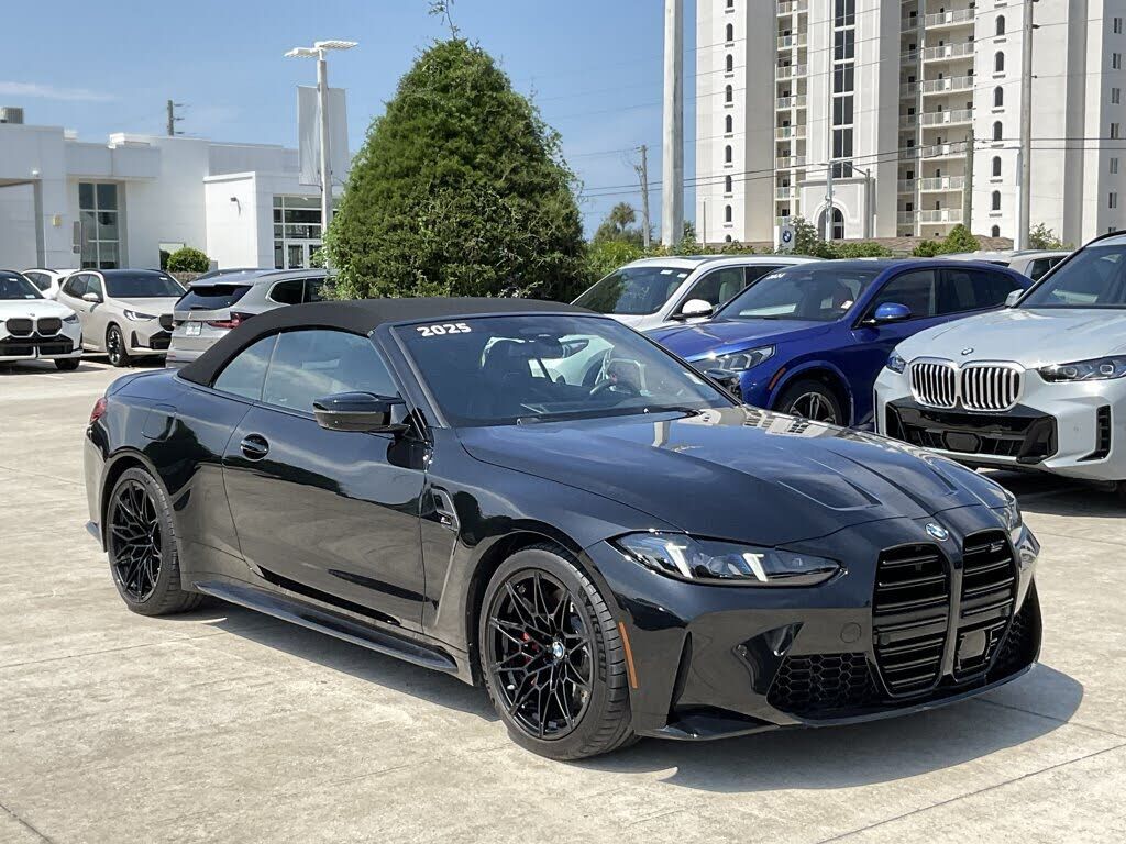 2025 BMW M4
