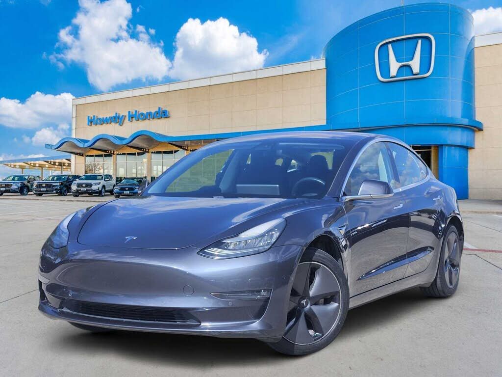 2018 TESLA Model 3
