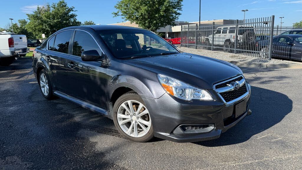 2013 SUBARU Legacy