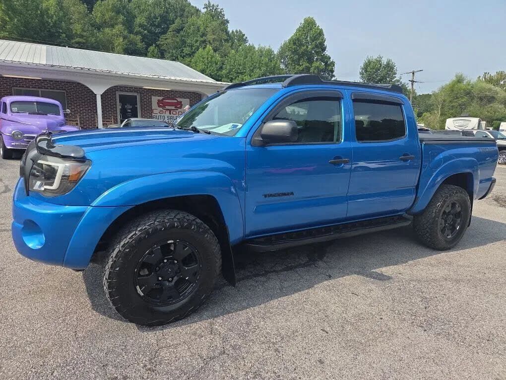 2010 TOYOTA Tacoma