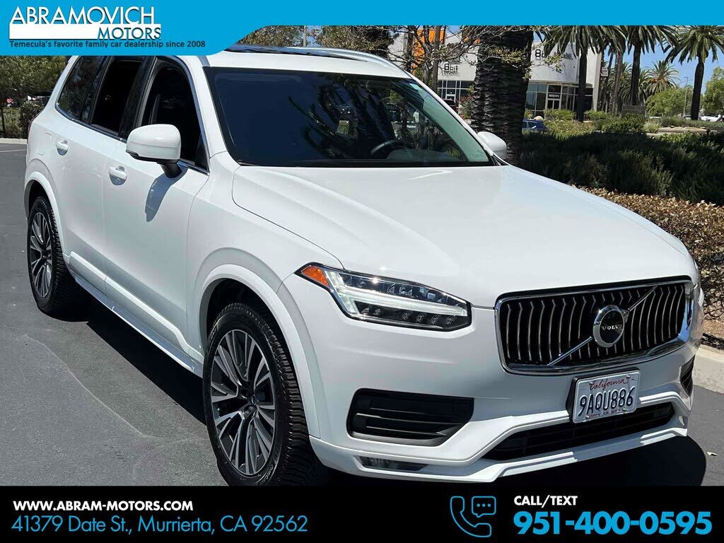 2022 VOLVO XC90