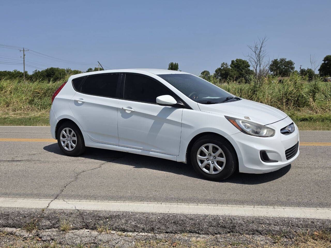 2014 HYUNDAI Accent