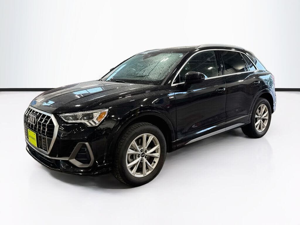 2022 AUDI Q3