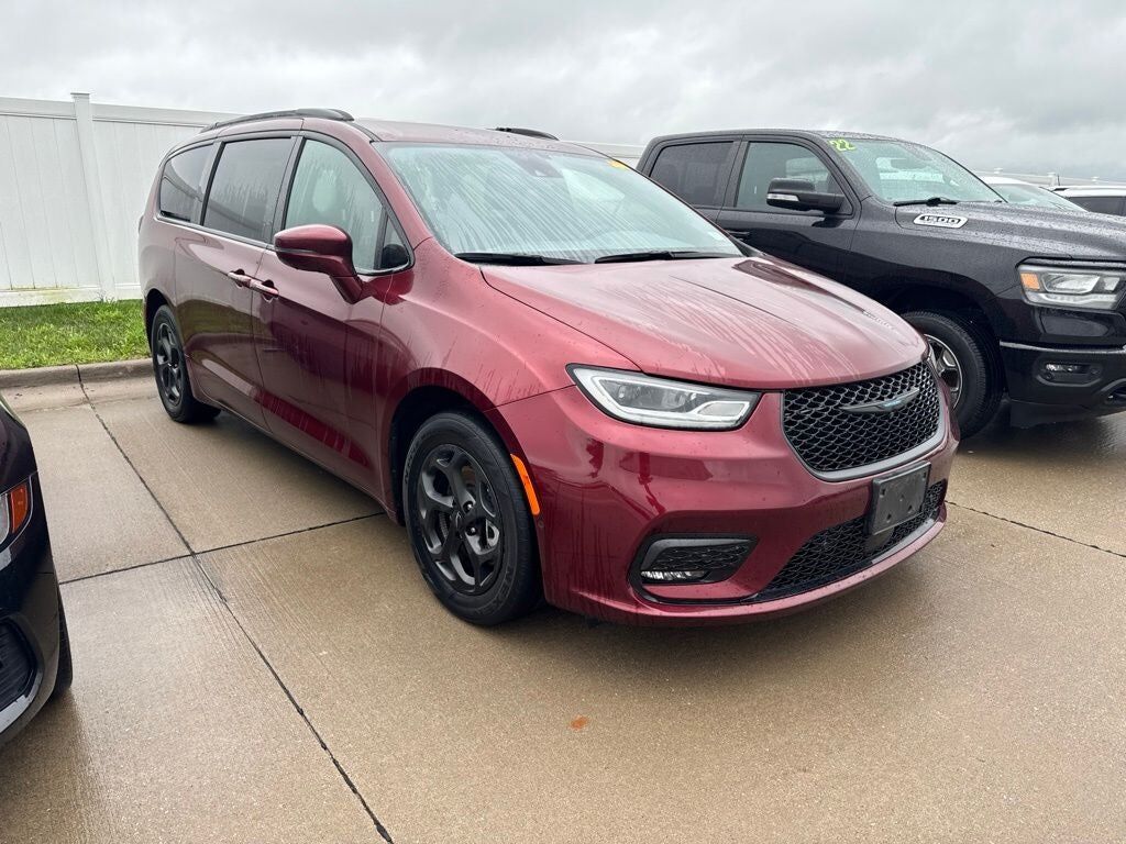 2021 CHRYSLER Pacifica