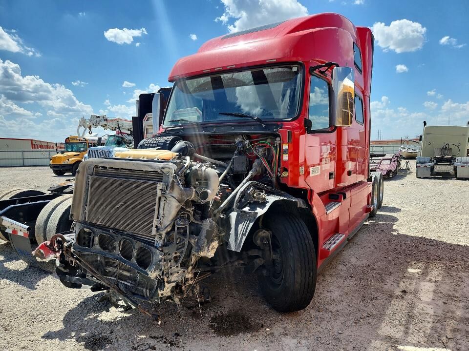 2018 VOLVO TRUCK VNL