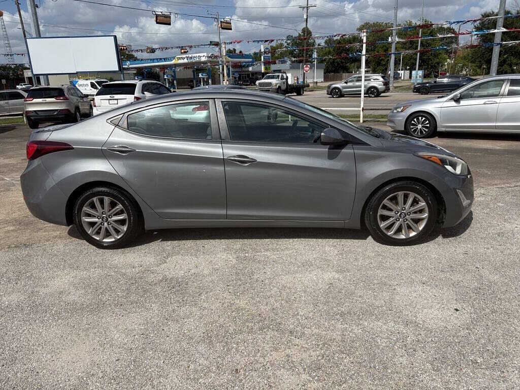 2014 HYUNDAI Elantra
