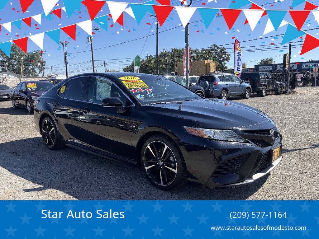 2018 TOYOTA Camry