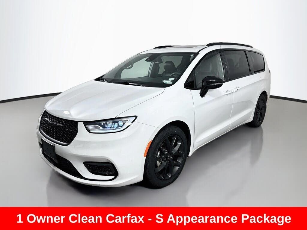 2025 CHRYSLER Pacifica
