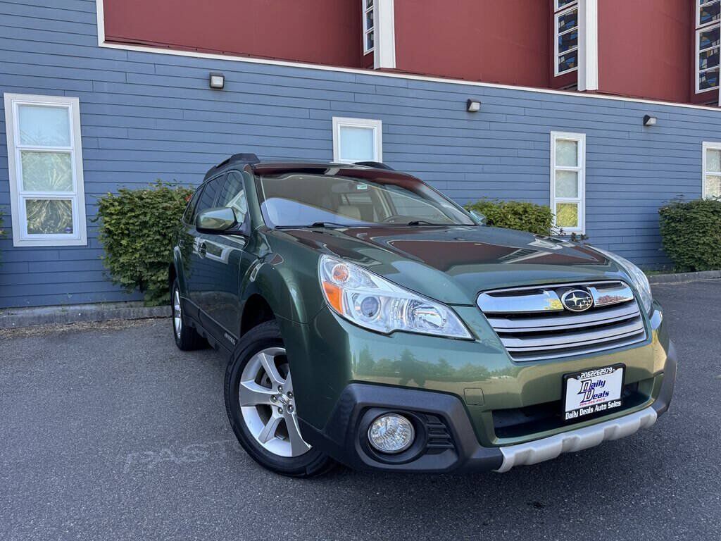 2014 SUBARU Outback