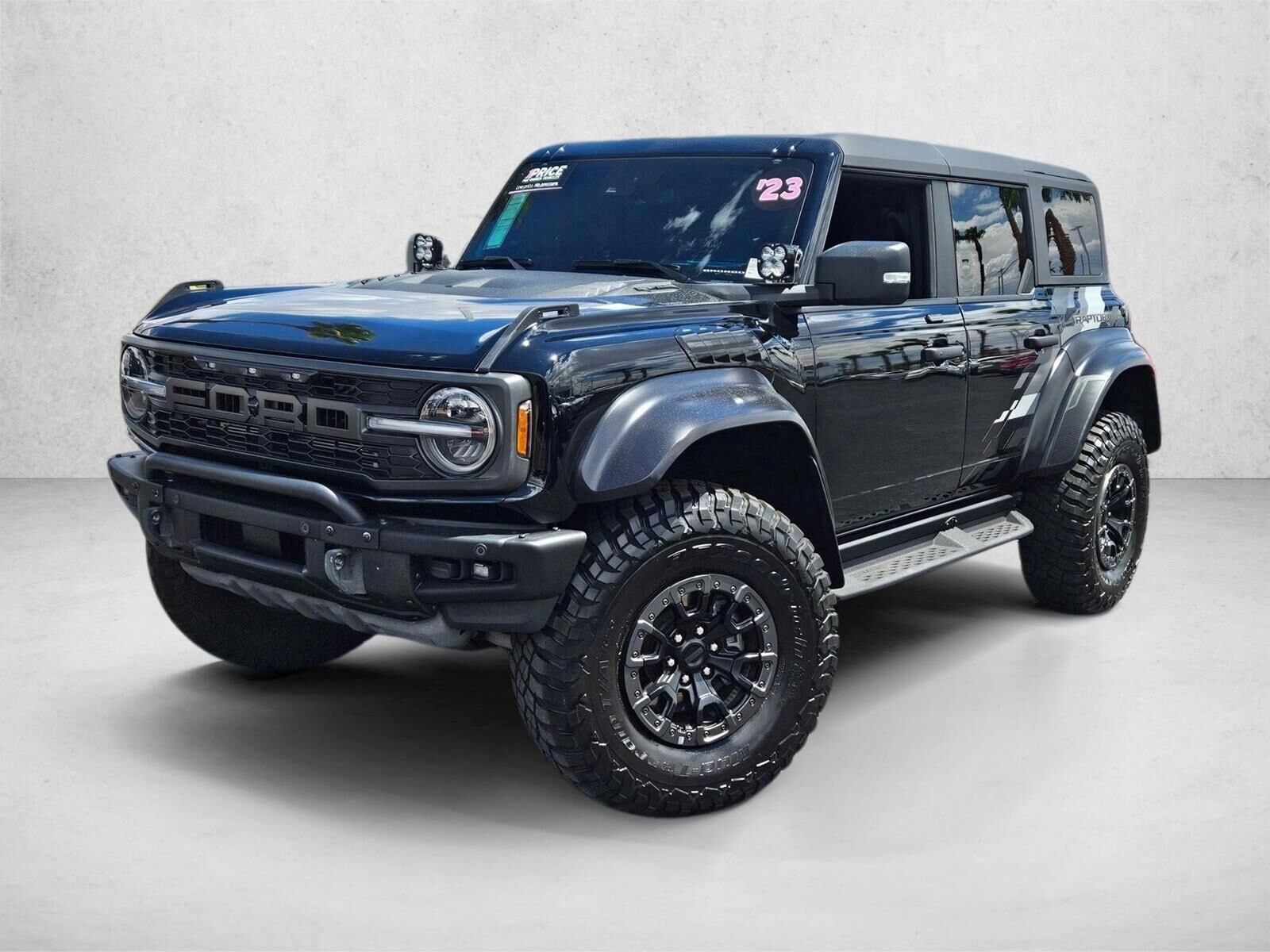 2023 FORD Bronco