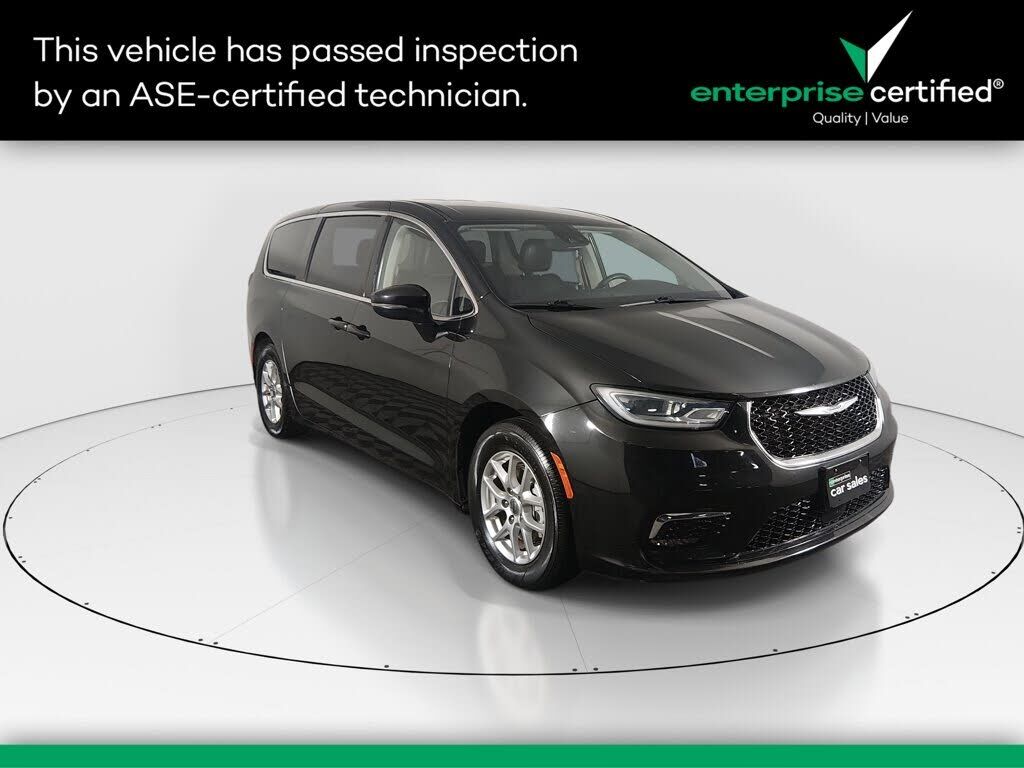2023 CHRYSLER Pacifica