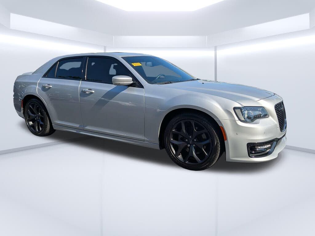 2022 CHRYSLER 300