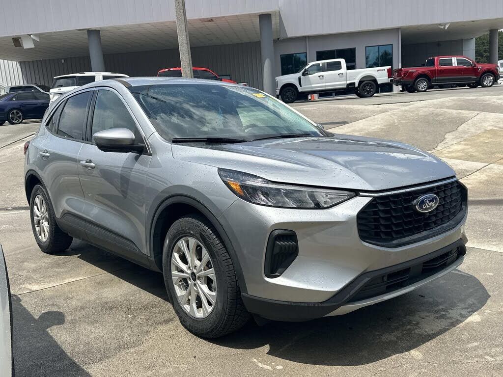 2023 FORD Escape