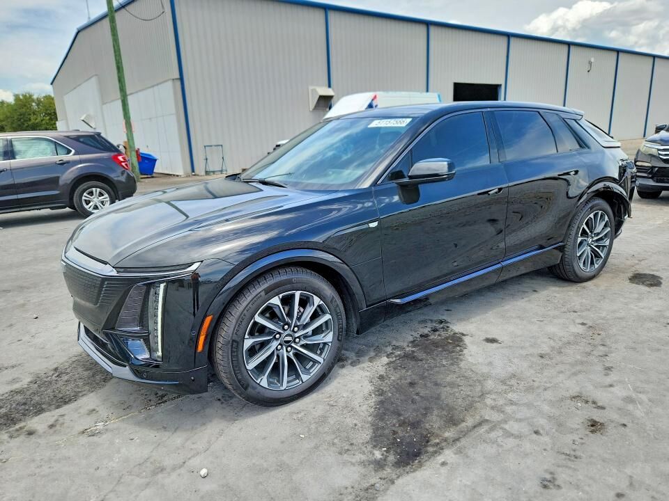 2024 CADILLAC Lyriq