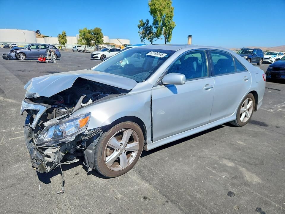 2010 TOYOTA Camry