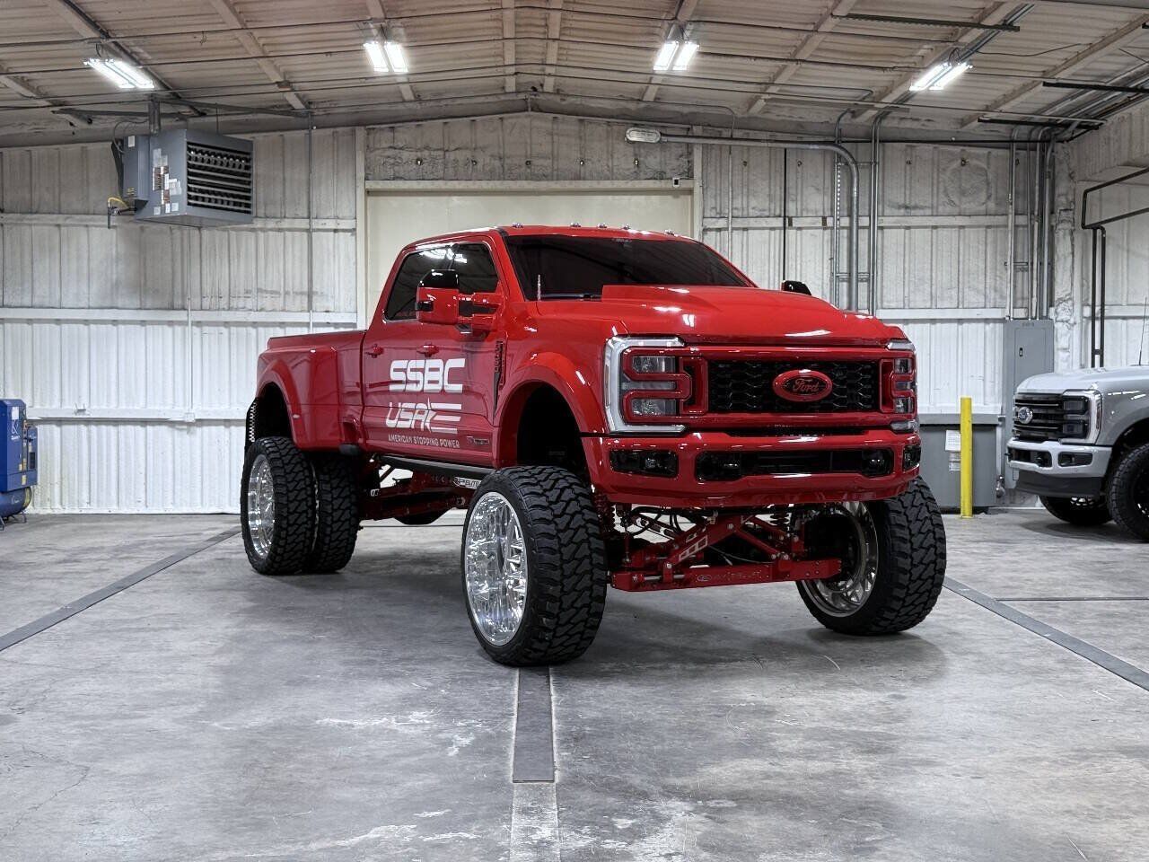 2024 FORD F-450