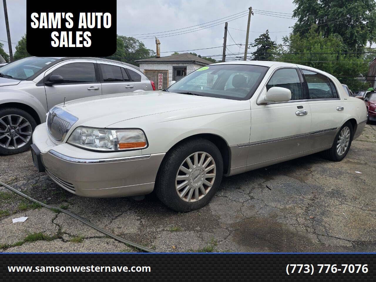 2003 LINCOLN Town Car