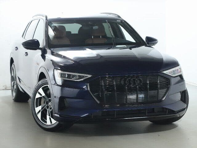 2022 Audi e-tron