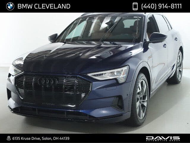 2022 AUDI e-tron