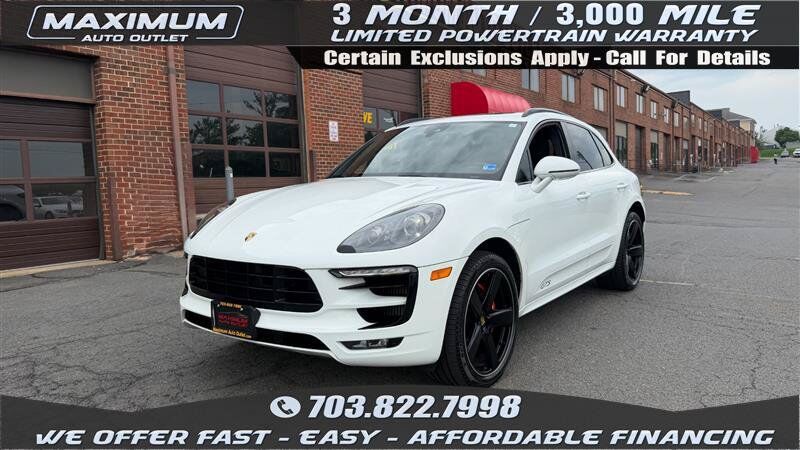 2018 PORSCHE Macan