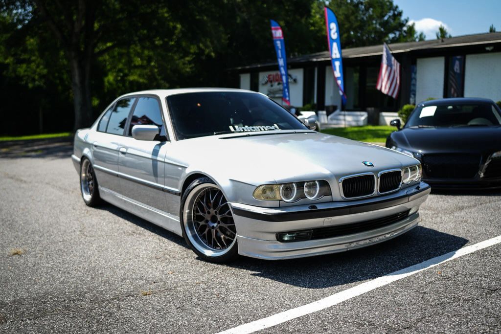 2001 BMW 7 Series