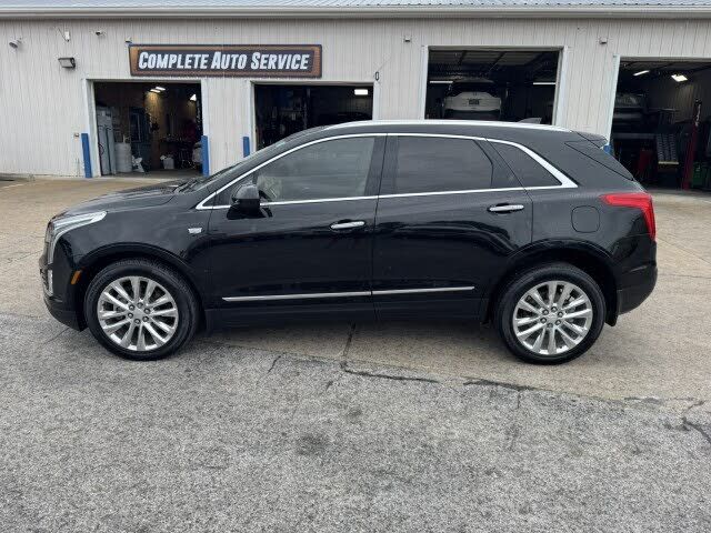 2017 CADILLAC XT5