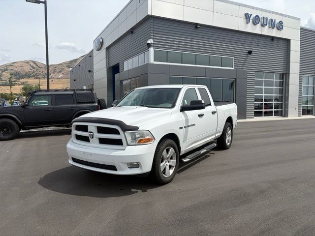 2012 DODGE Ram