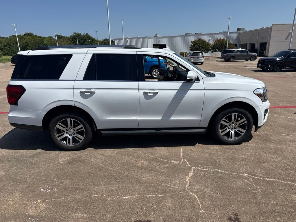 2024 FORD Expedition