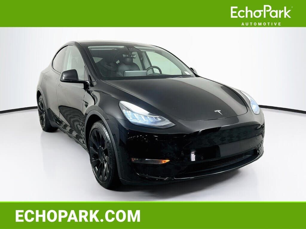 2022 TESLA Model Y