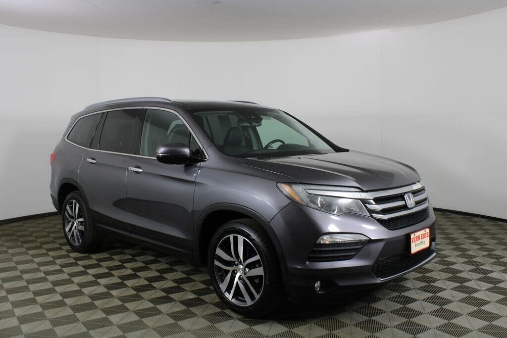 2017 HONDA Pilot