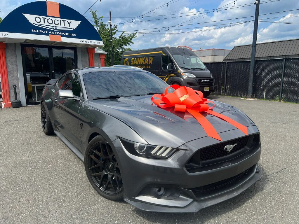 2015 FORD Mustang