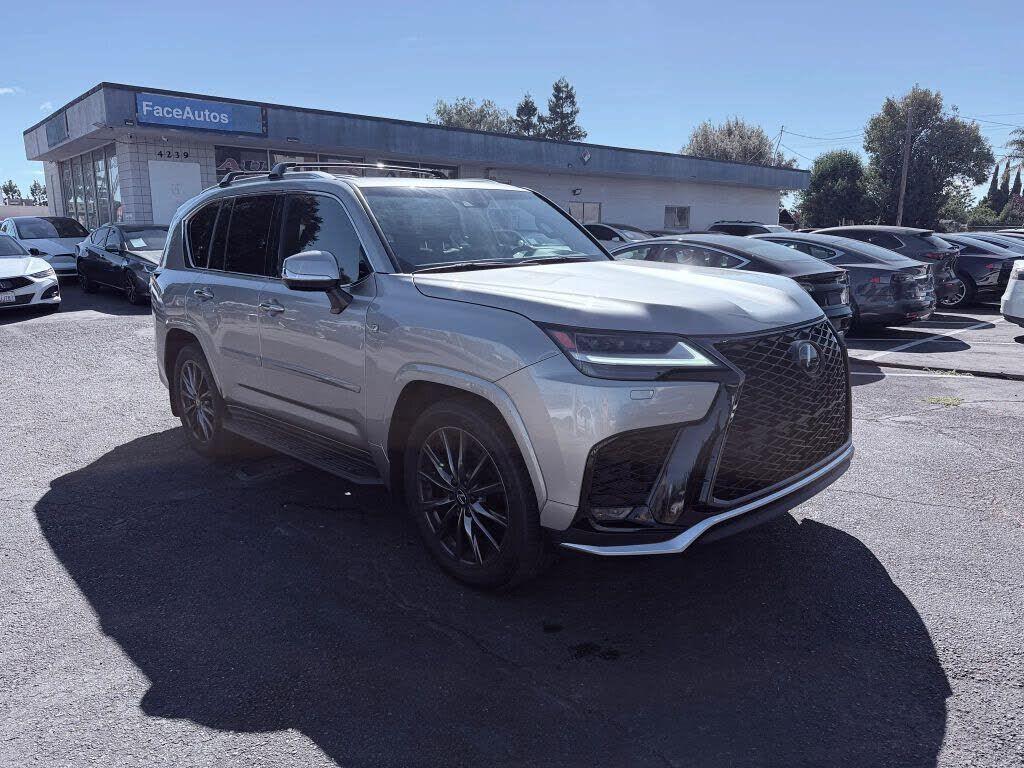 2023 LEXUS LX