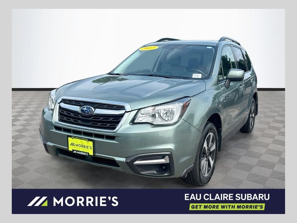 2017 SUBARU Forester