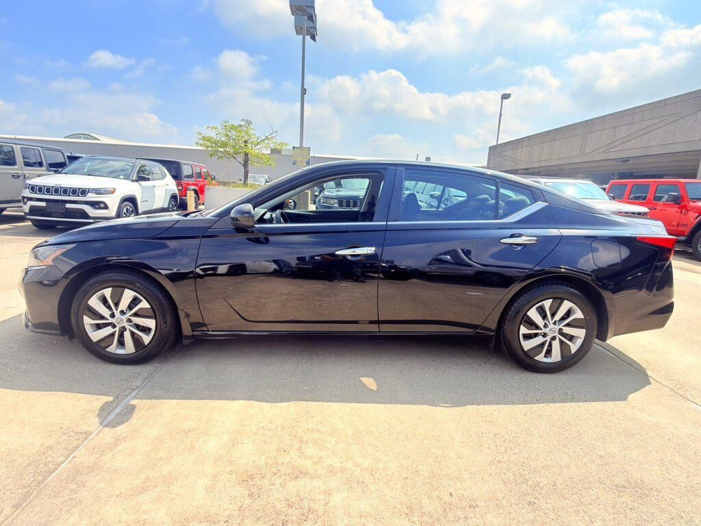 2023 NISSAN Altima