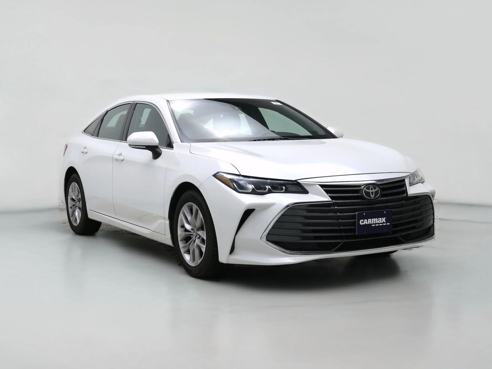 2019 TOYOTA Avalon
