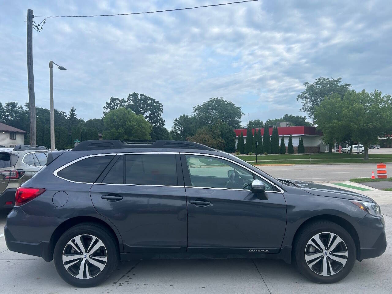 2019 SUBARU Outback