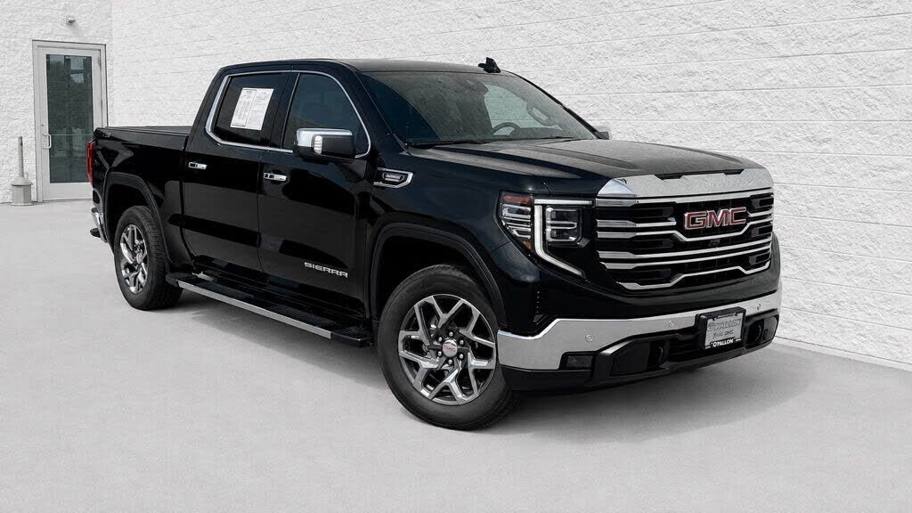 2023 GMC Sierra