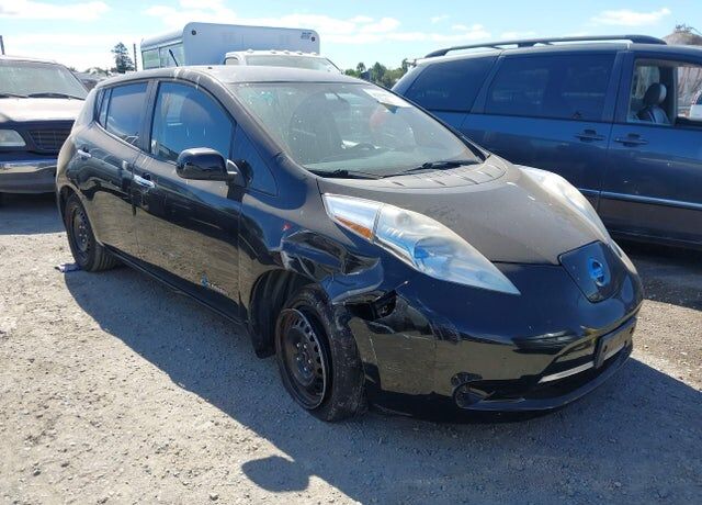 2013 NISSAN Leaf