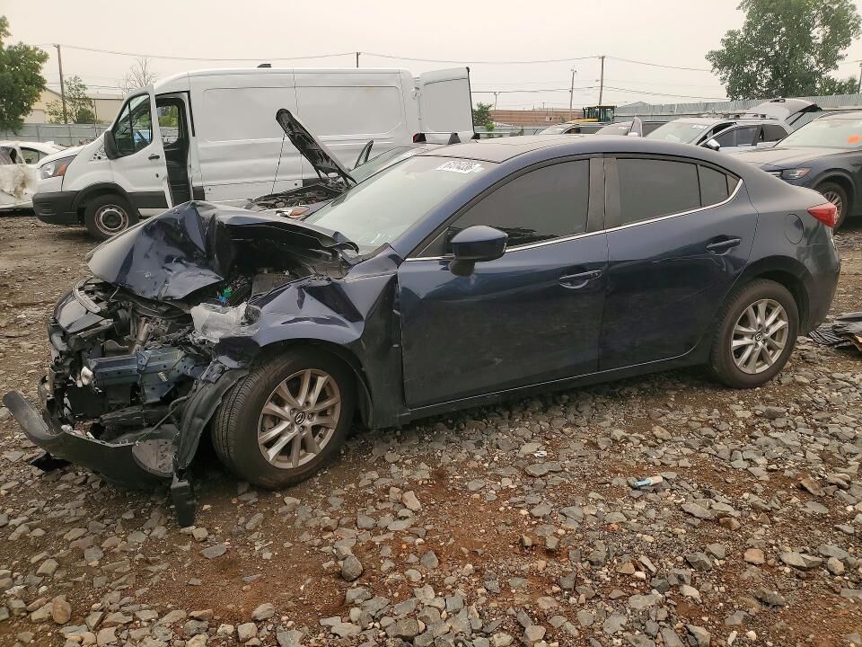 2016 MAZDA Mazda3