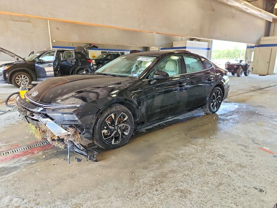 2025 HYUNDAI Sonata
