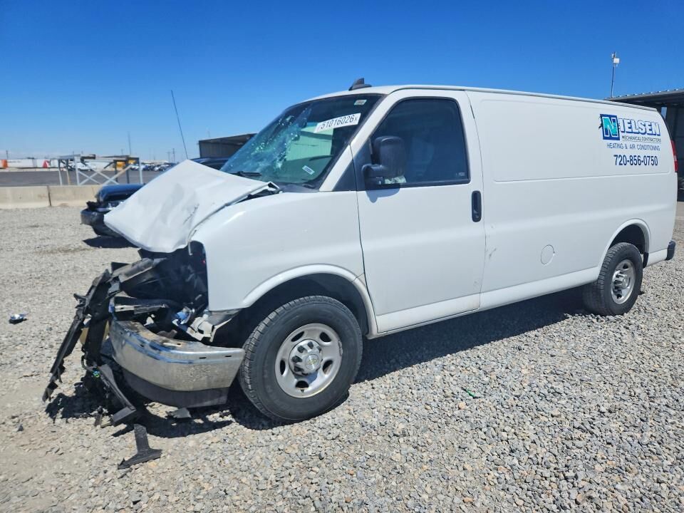 2021 CHEVROLET Express