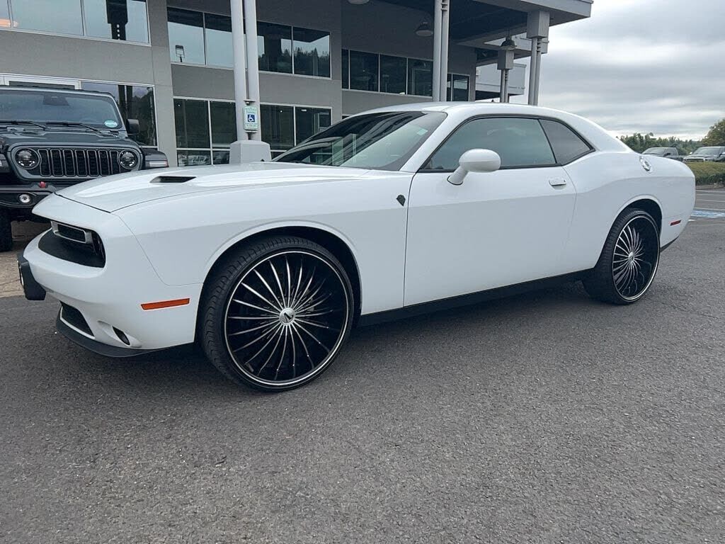2015 DODGE Challenger