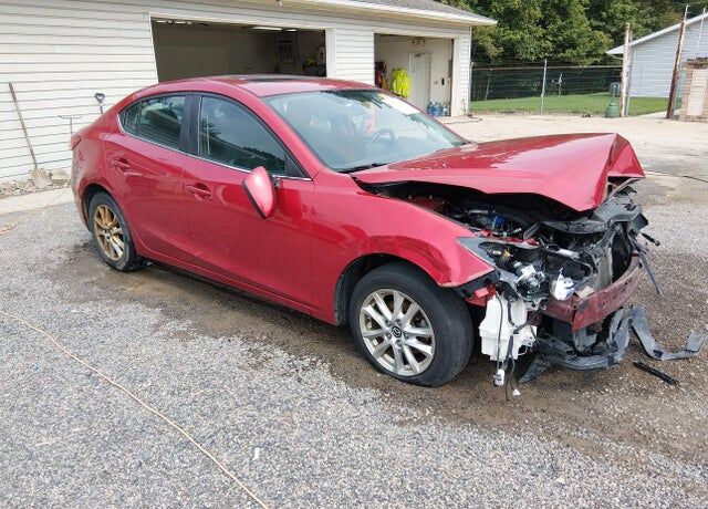 2016 MAZDA Mazda3